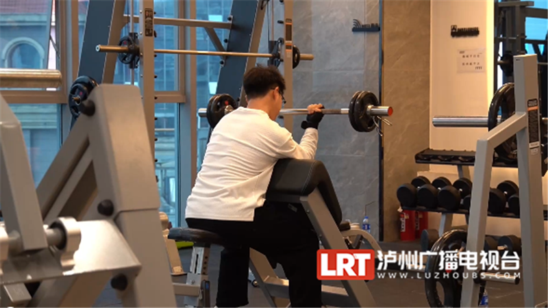 节后开启运动模式市民健身热辣滚烫